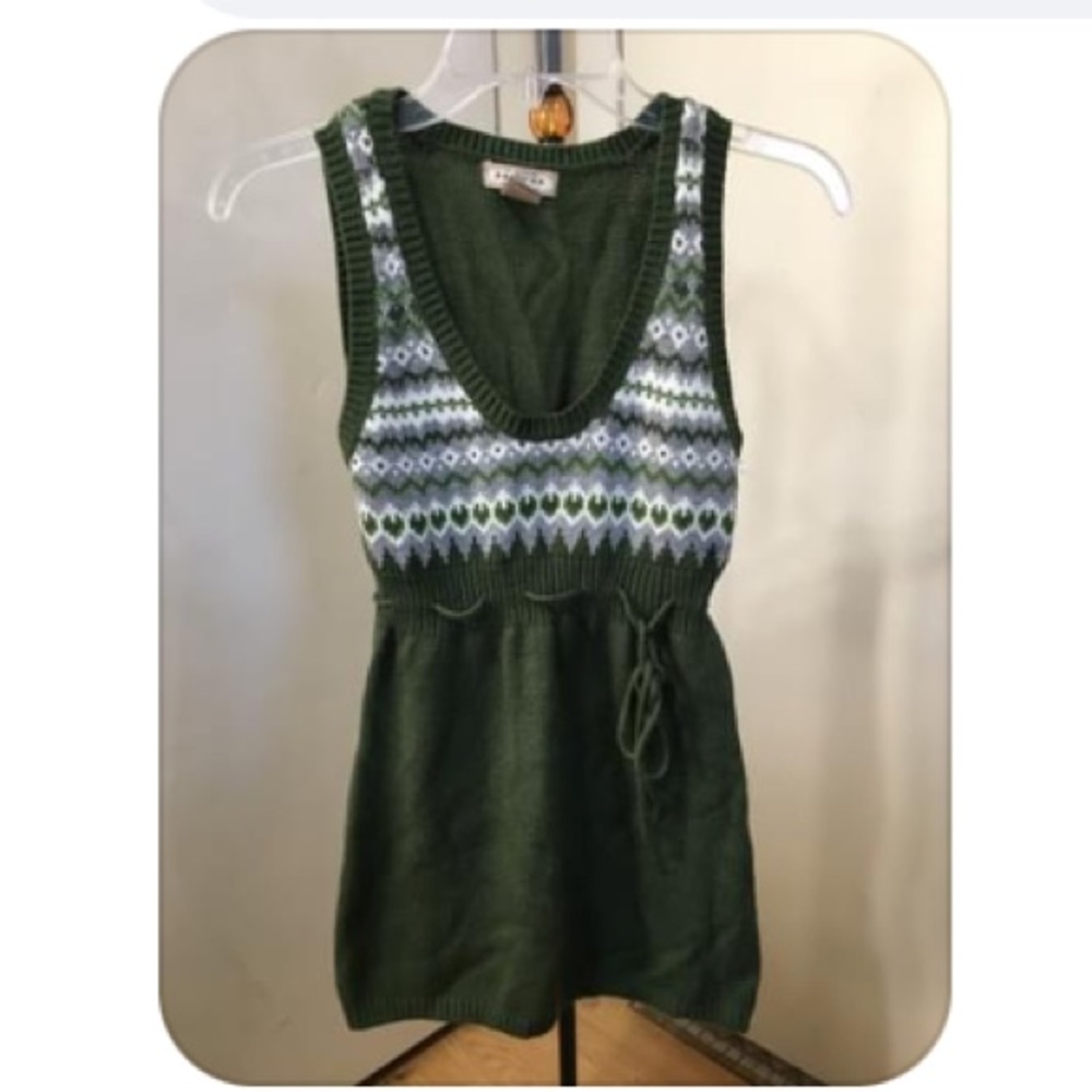 Stretchy sweater dress with drawstring
